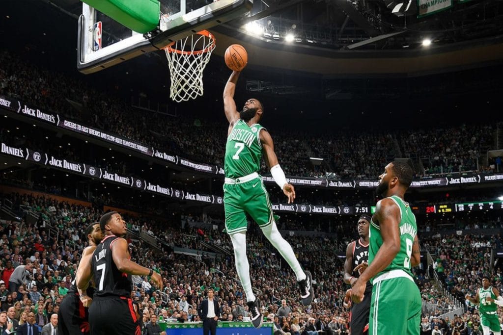 Celtics elige a Ime Udoka como su nuevo coach para ...