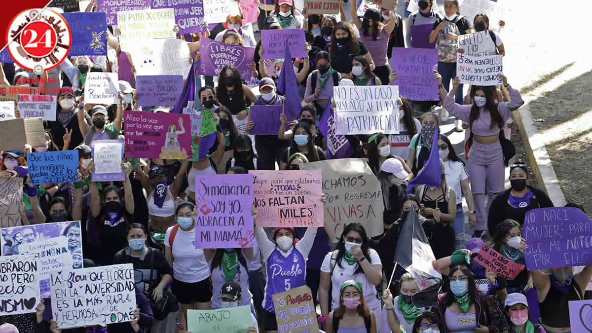 Marchan colectivas feministas en el Día Internacional de la Mujer (+videos)