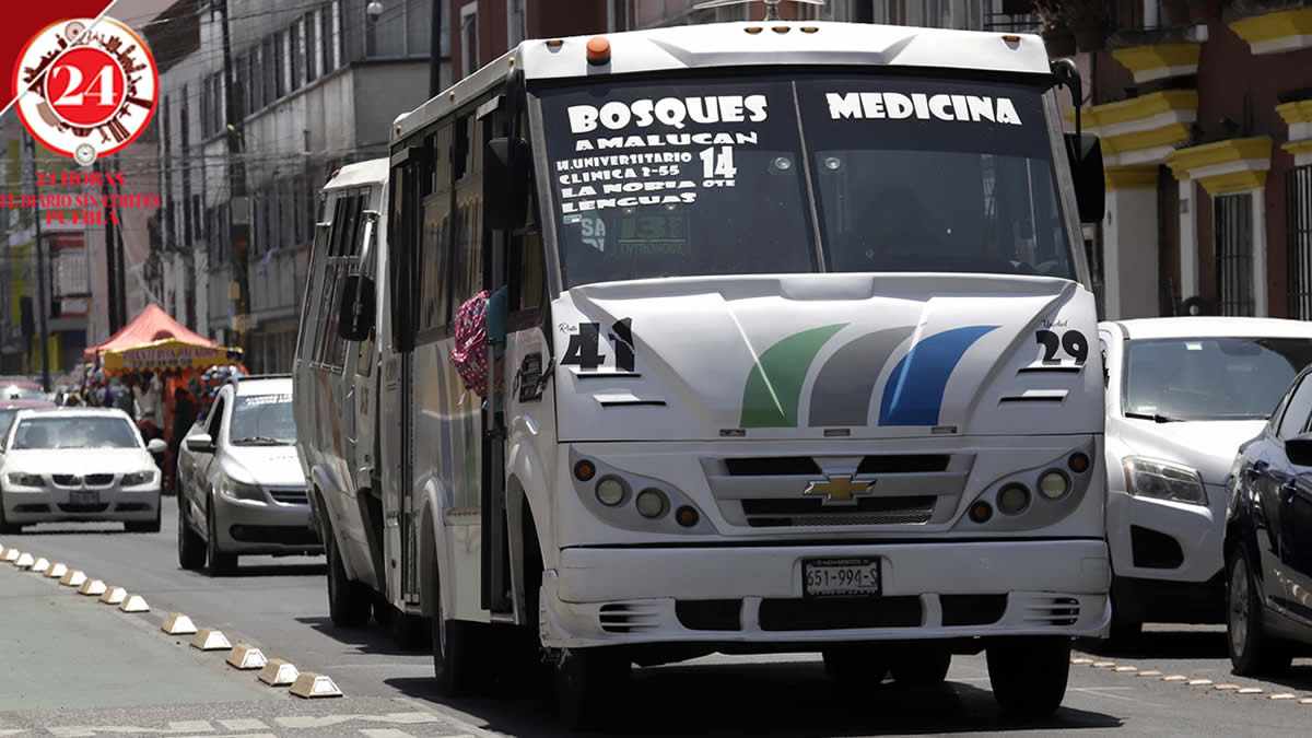 Analizan la reubicación de 52 rutas que pasan por el Centro Histórico