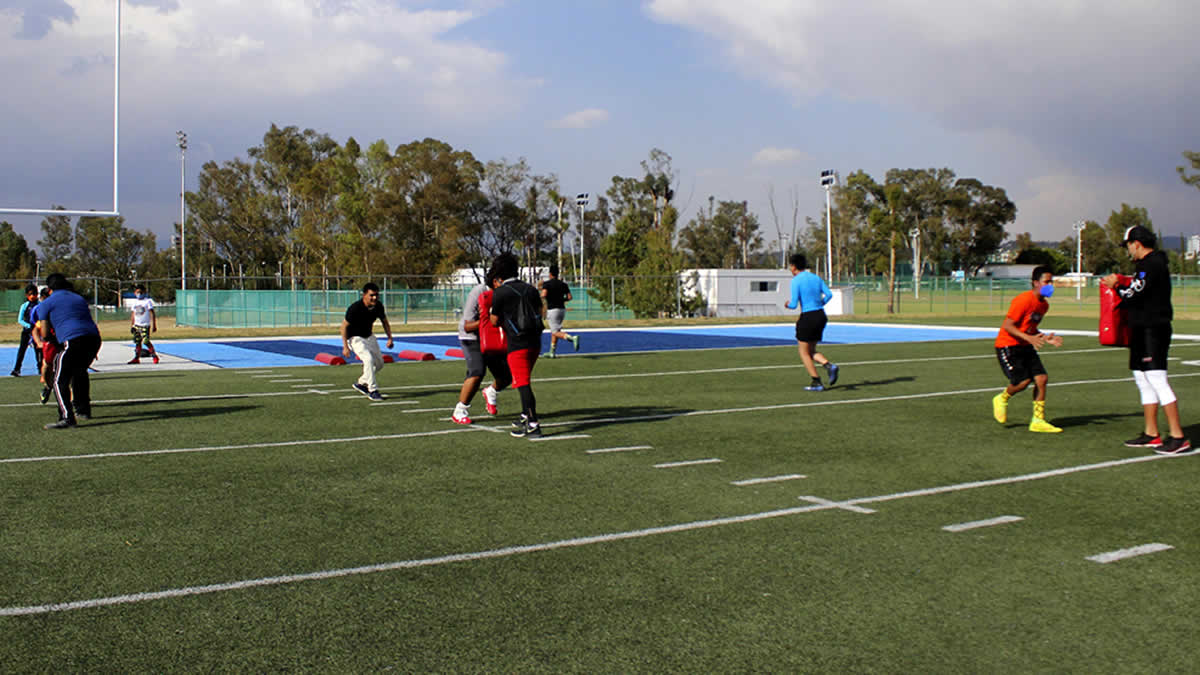 Vuelven a la Escuela de Fútbol Americano Infantil de la BUAP