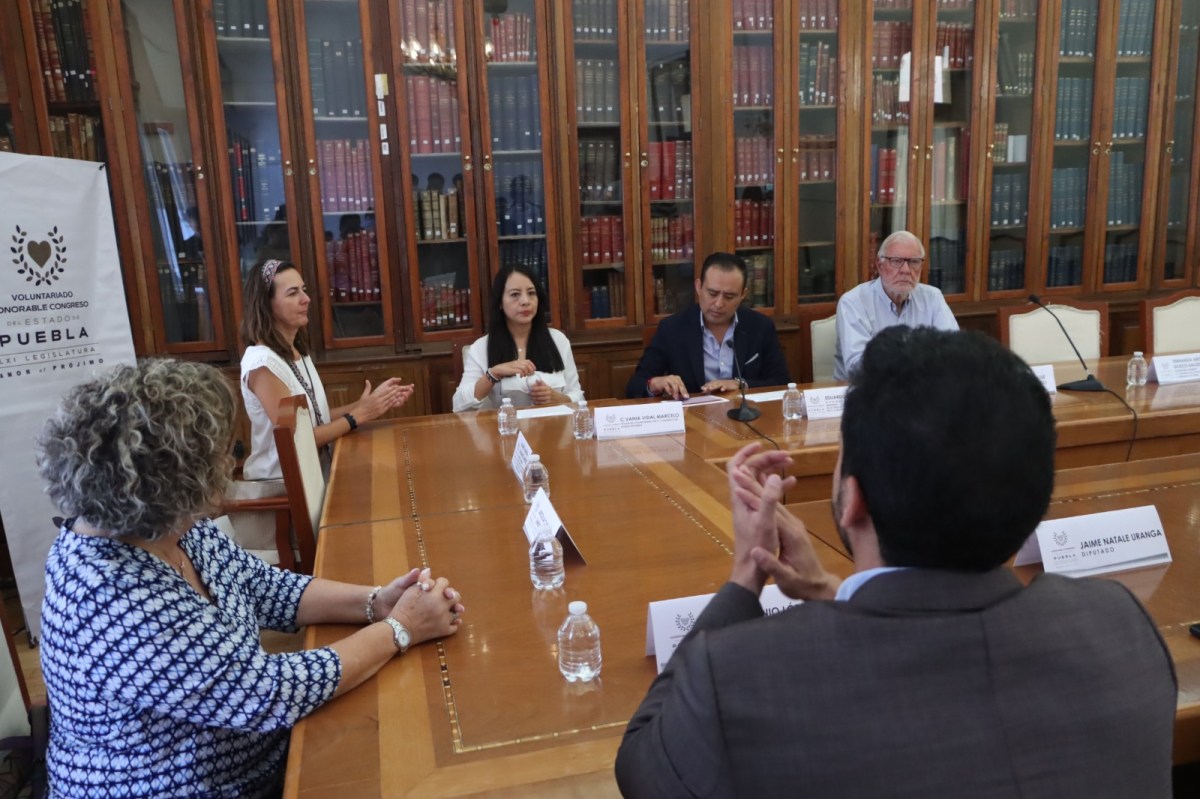 Firma LXI Legislatura convenio con Una Nueva Esperanza para la donación de tapitas de plástico