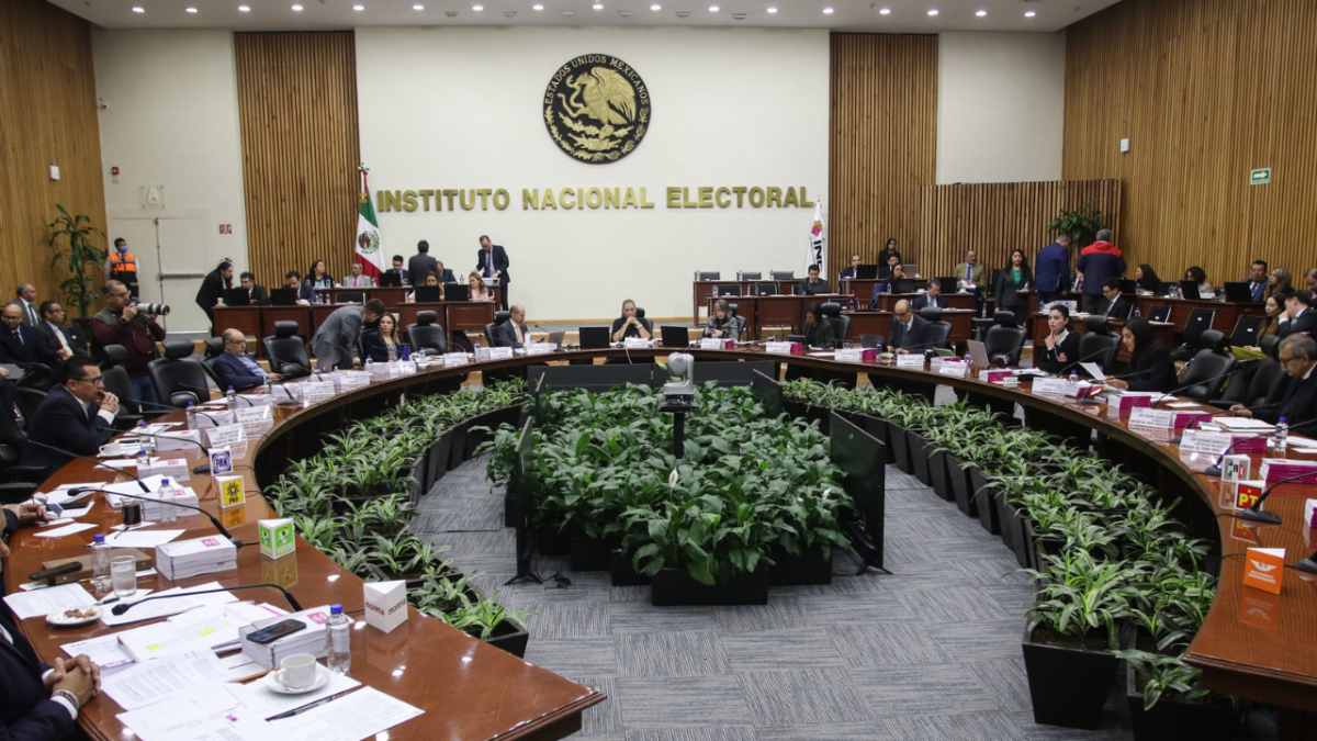 Foto: Cuartoscuro. Taddei Zavala convocó a los funcionarios del Instituto y a los ciudadanos a "seguir trabajando juntos y entregar buenas cuentas a México, con elecciones impecables". 