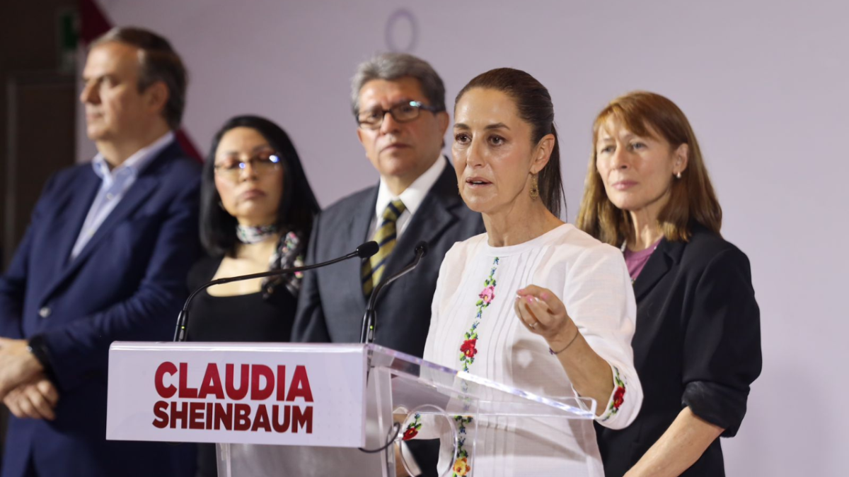 Foto: Hugo Salvador | La candidata de Morena, Claudia Sheinbaum, presentó a todo su equipo de trabajo para su campaña presidencial en estas elecciones.