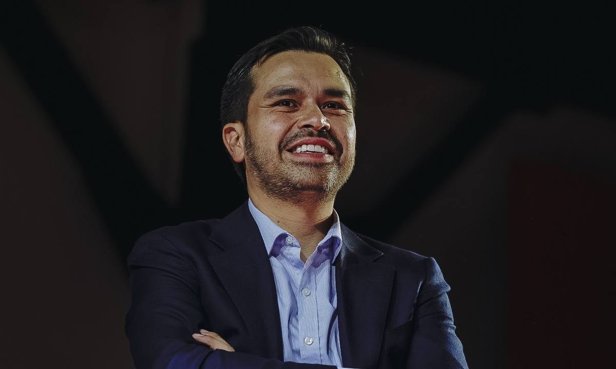 Álvarez Máynez dijo que es el primer candidato presidencial en visitar la entidad y reunirse con mujeres.