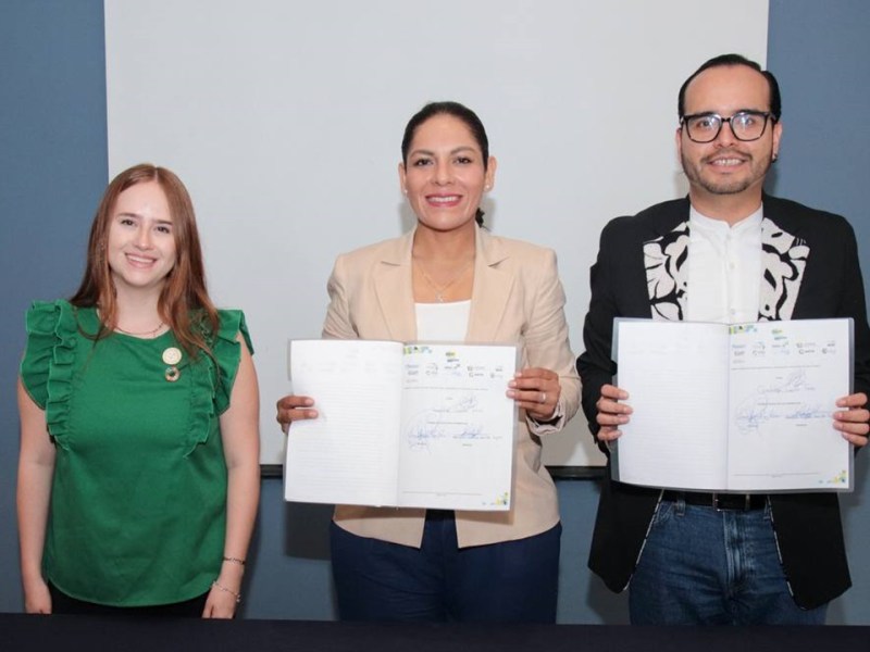 Lupita Cuautle firma compromiso por el desarrollo sustentable y acción climática