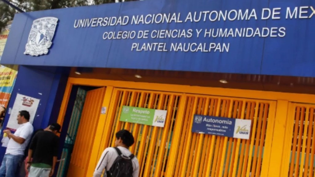 Foto: Redes Sociales | Muere un estudiante tras ataque entre presuntos grupos porriles al exterior del CCH Naucalpan