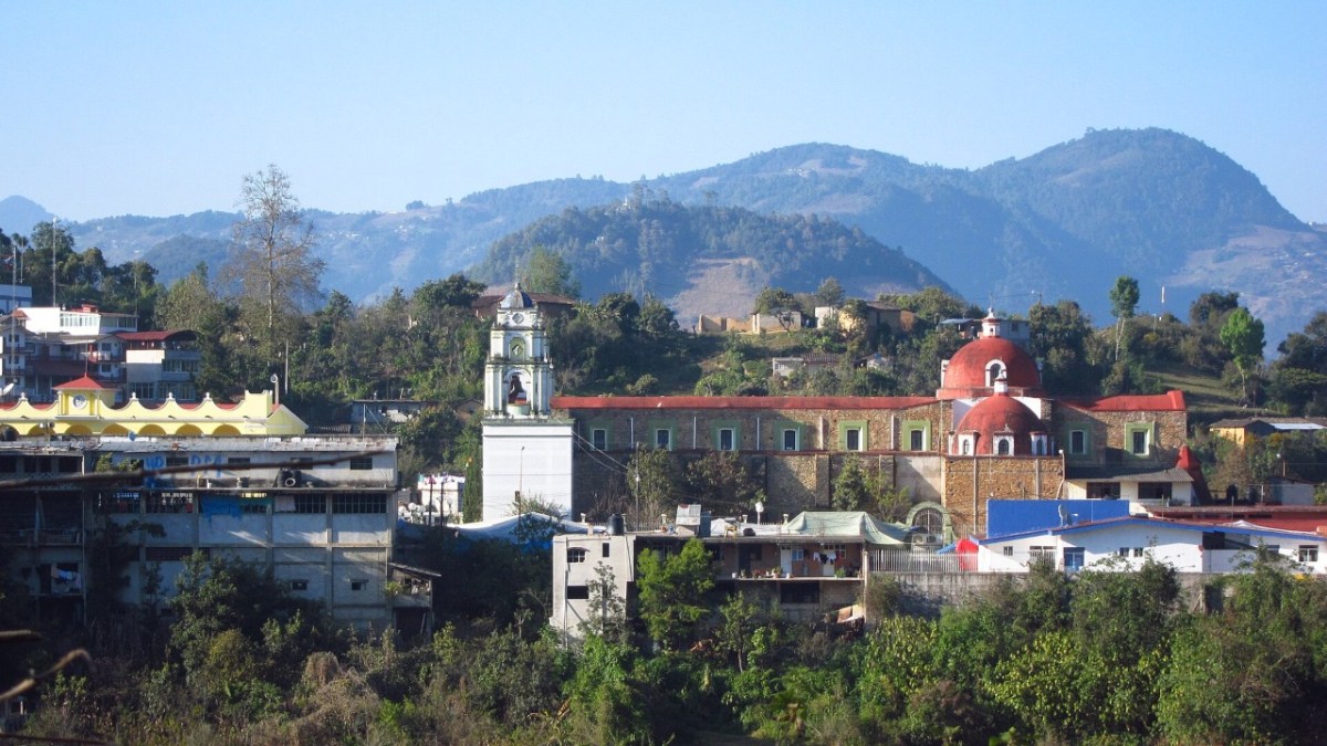 Desde 2021, el municipio de Coyomeapan vive en un conflicto político electoral, contra el cacicazgo de la familia Celestino Rosas. | Foto: Especial