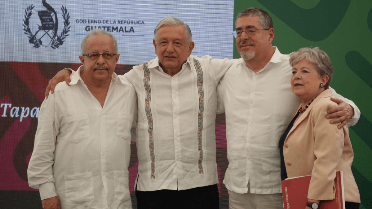 Foto: @aliciabarcena. El anuncio de López Obrador se da a 13 días de que la canciller, Alicia Bárcena comentara que la administración mexicana consideraba vender electricidad a Belice y Guatemala.