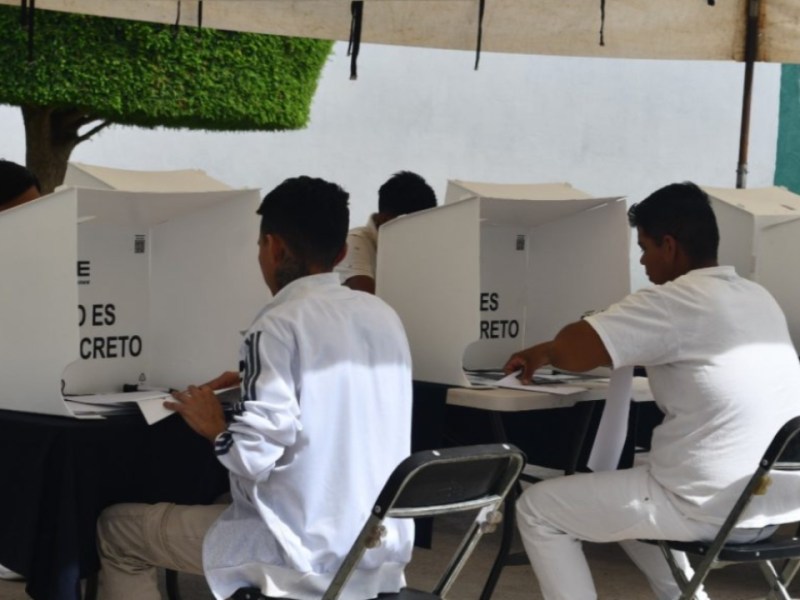 Reclusos en Jalisco comienzan con voto anticipado para elegir a Presidente de la República