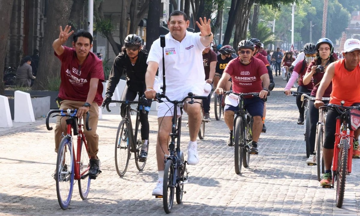 Alejandro Armenta afirmó que con áreas ciclistas se impulsará el turismo, la gastronomía y las artesanías en Puebla. | Foto: Especial