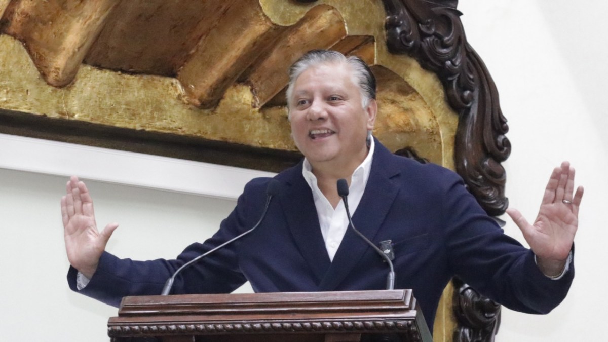 Fer Morales recordó su compromiso con las y los estudiantes de nivel superior en Puebla, en el cuál las universidades privadas recibirán incentivos fiscales