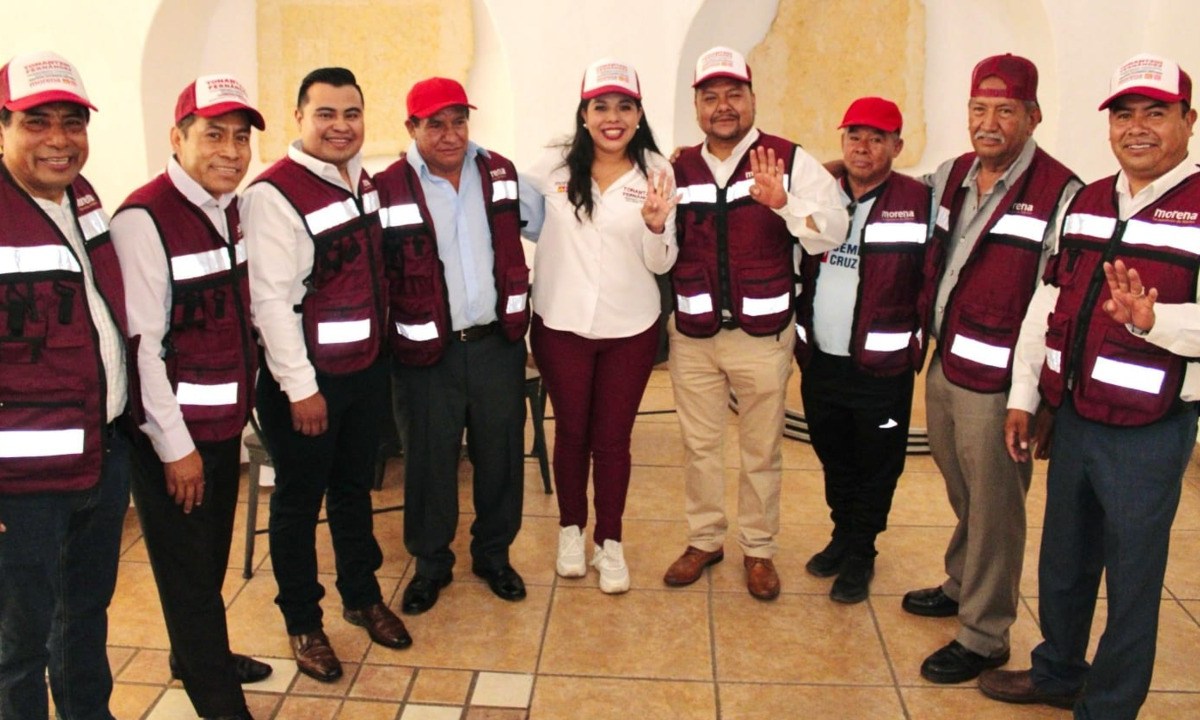 Tonantzin Fernández agradeció el respaldo de los presidentes y liderazgos de las juntas auxiliares que componen San Pedro Cholula | Foto: Especial