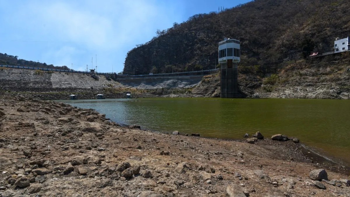 Foto: Especial | Crisis. Los embalses del país tienen bajos niveles de almacenamiento, que se han agudizado por la sequía que impacta a gran parte del país, informan.