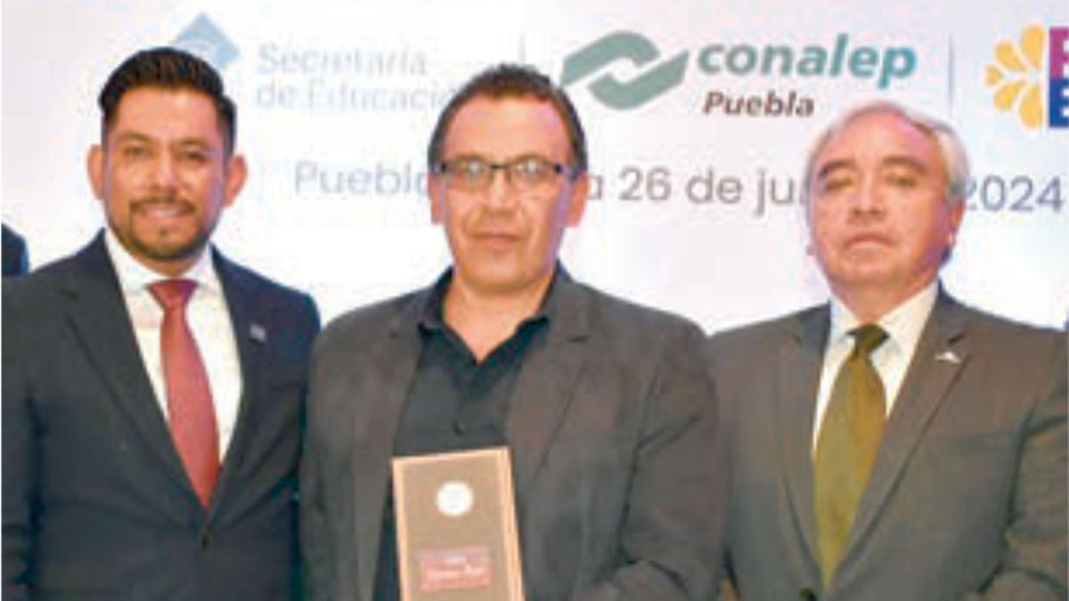 reconocimiento a los profesores de CONALEP en Puebla