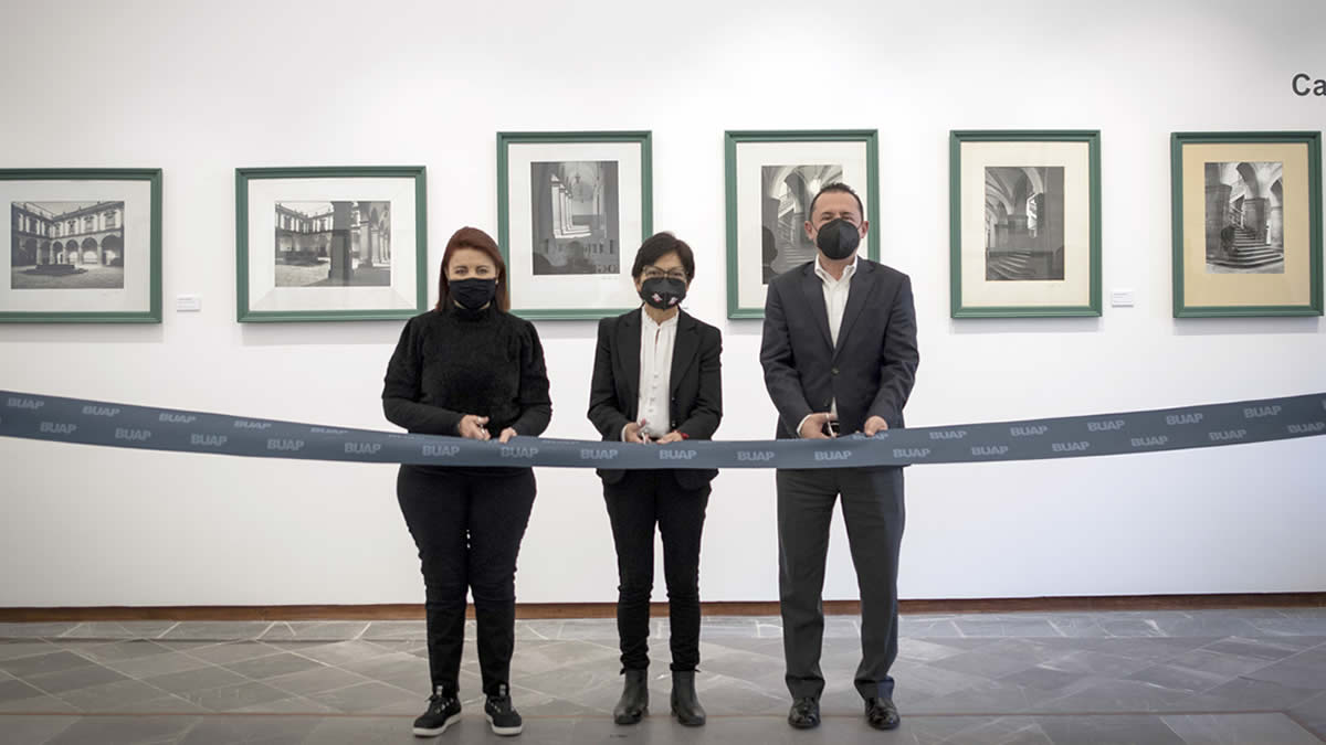 Inaugura Lilia Cedillo la exposición Adalberto Luyando en el Edificio Carolino