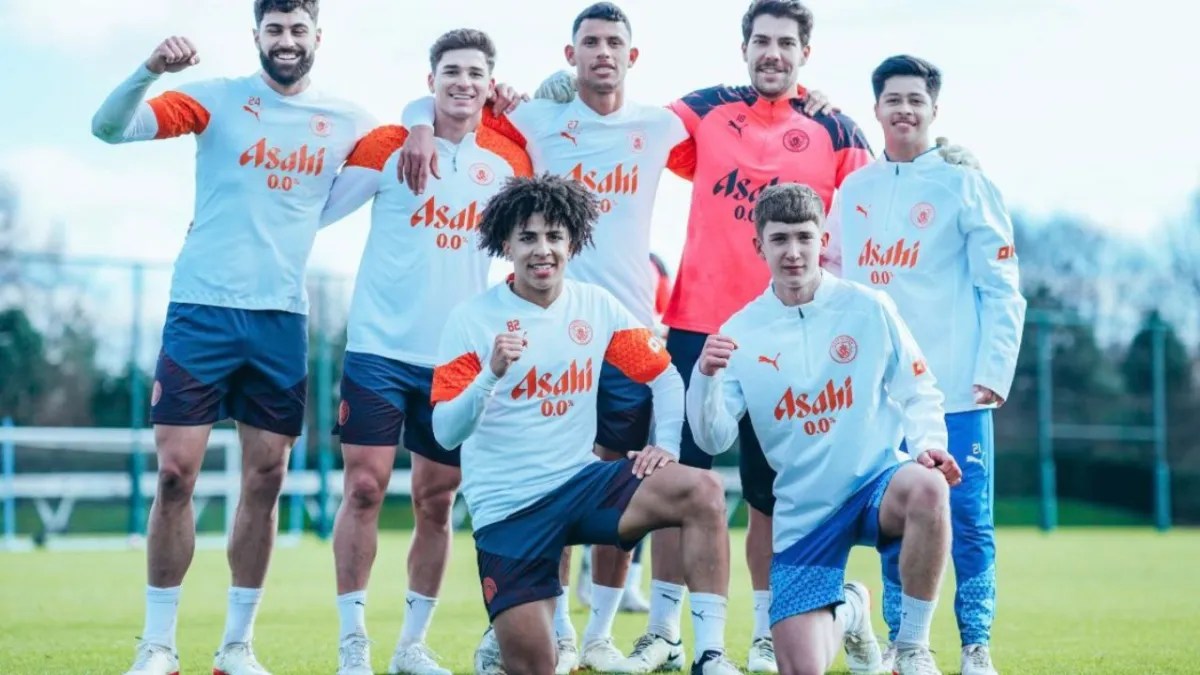 Foto: @AlexAlcala_05 | Alex Alcalá llegó al Manchester City Sub-18 en el pasado mercado de invierno y ya entrenó con el primer equipo.