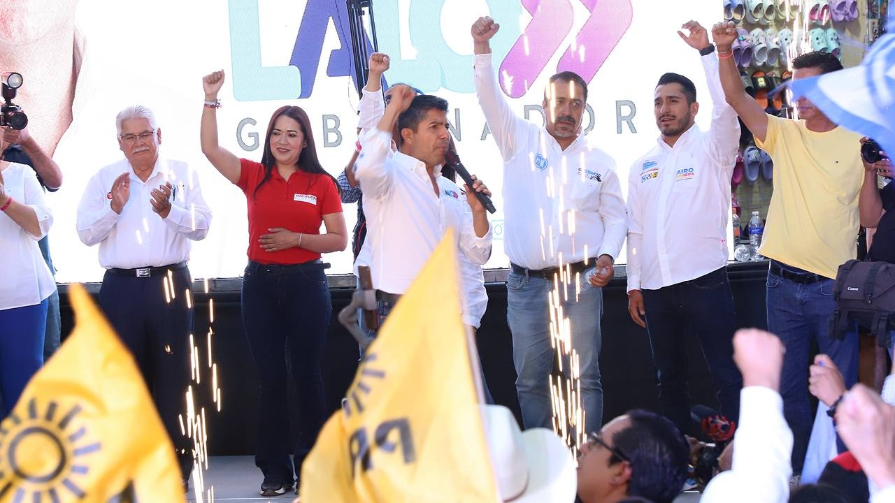 Eduardo Rivera ofreció seguridad, paz y orden para el municipio y la autopista México-Puebla.