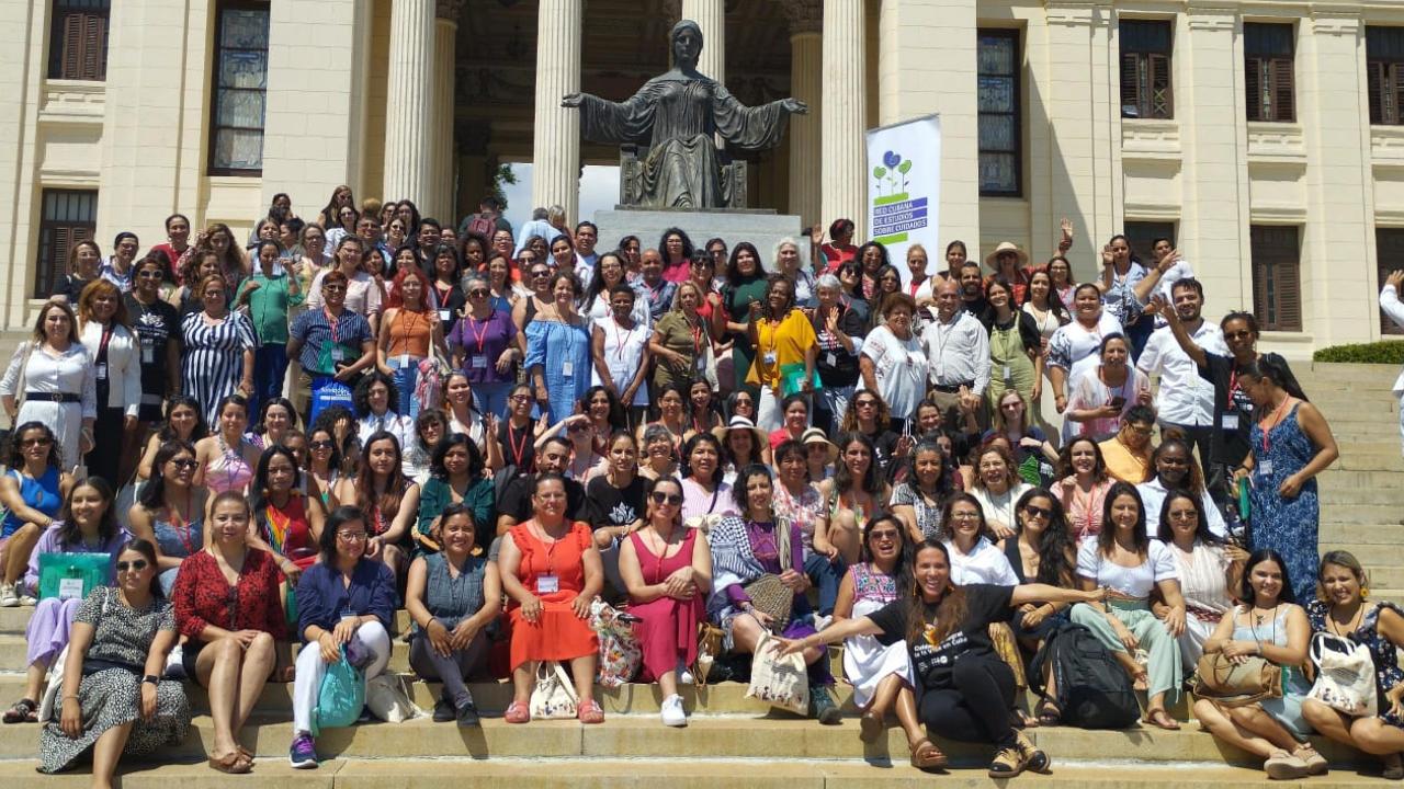 Participa investigadora poblana en encuentro de justicia social _Universidad de La Habana, Cuba