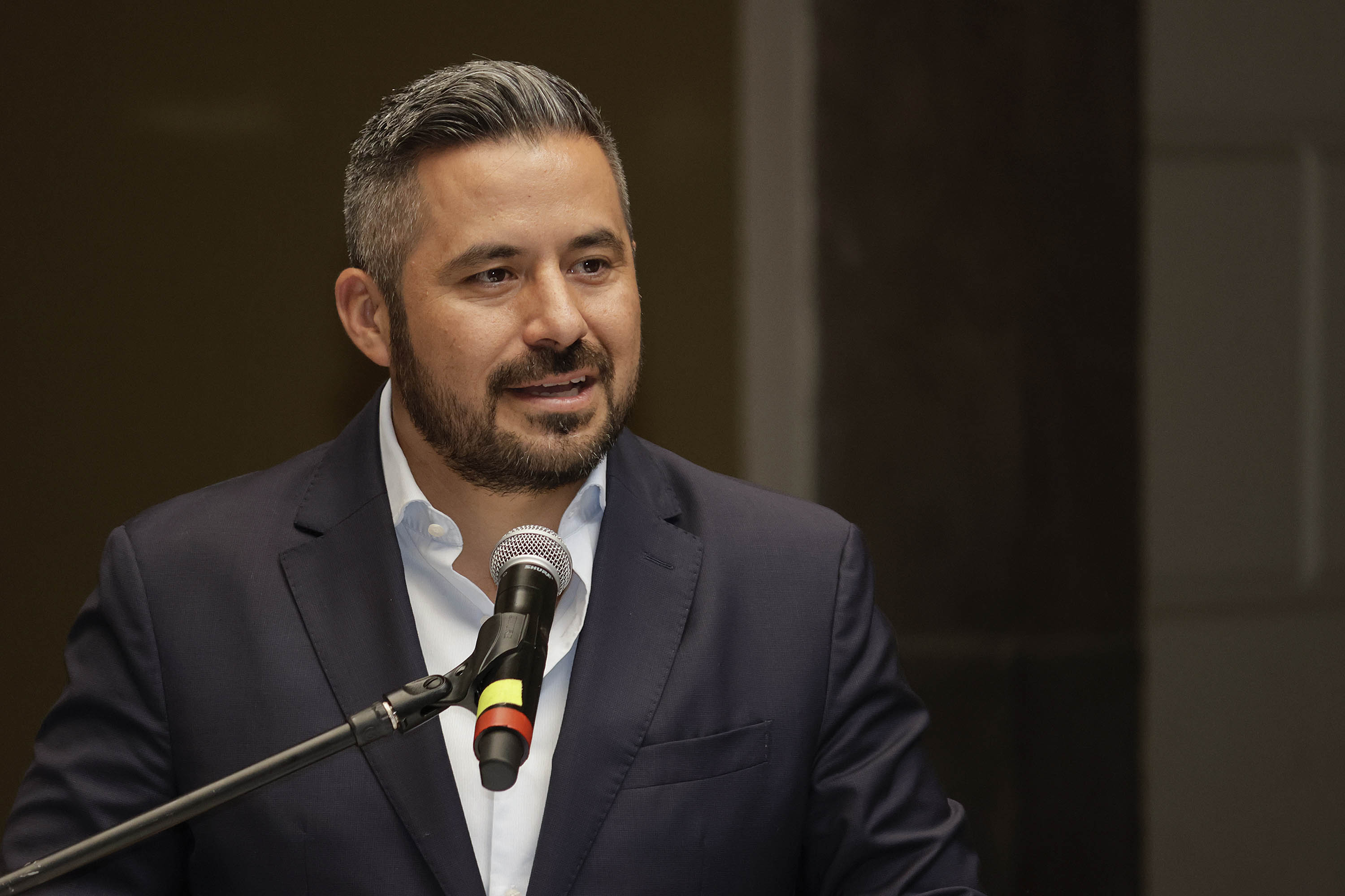 el alcalde de Puebla, Adán Domínguez Sánchez, ha manifestado que aún se encuentra bajo evaluación la posibilidad de otorgar bonos de fin de trienio a los funcionarios del Ayuntamiento, mientras que los trabajadores sindicalizados ya recibieron una compensación hace varios meses, cuyo monto aún no ha sido especificado