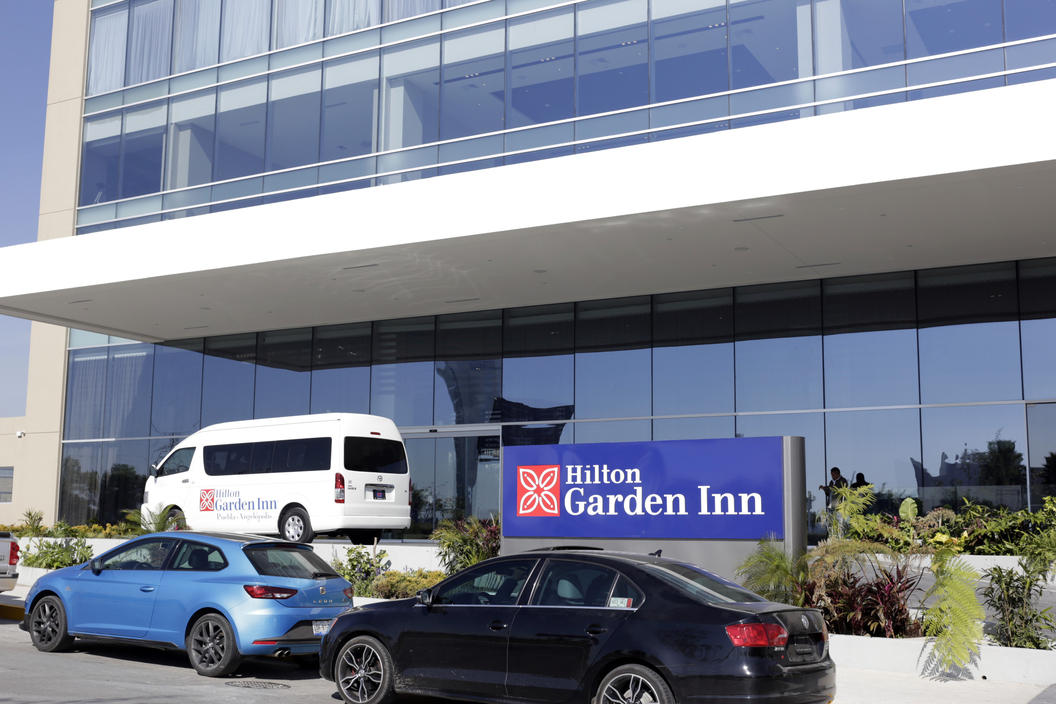 Del 54% de ocupación hotelera registrada de enero a junio de 2024, se espera que aumente hasta un 60% durante las vacaciones de verano en un periodo de un mes, comprendido del 15 de julio al 15 de agosto, así lo declaró el Presidente de Asociación de Hoteles y Moteles de Puebla, Manolo Domínguez.