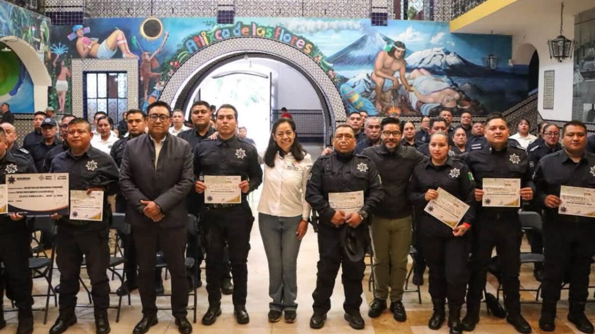 Ariadna Ayala solicitó la protección de la justicia federal, en medio de cuestionamientos por la aprehensión del exmando policial de Atlixco.