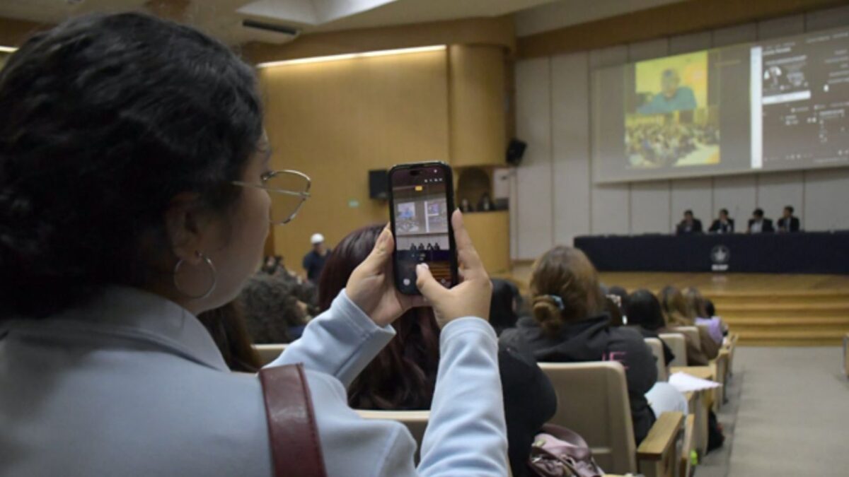 La Facultad de Ciencias Políticas y Sociales de la BUAP realizó conferencias anual 2026 'La nueva geometría del poder: anarquía y esperanza'.