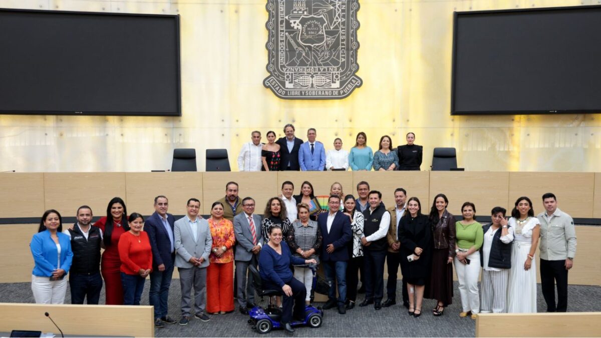 Tras la desaparición de los ayuntamientos, Ciro Gavilán, Raúl Pineda y Eduardo Vázquez asumieron las presidencias de los concejos en Puebla.