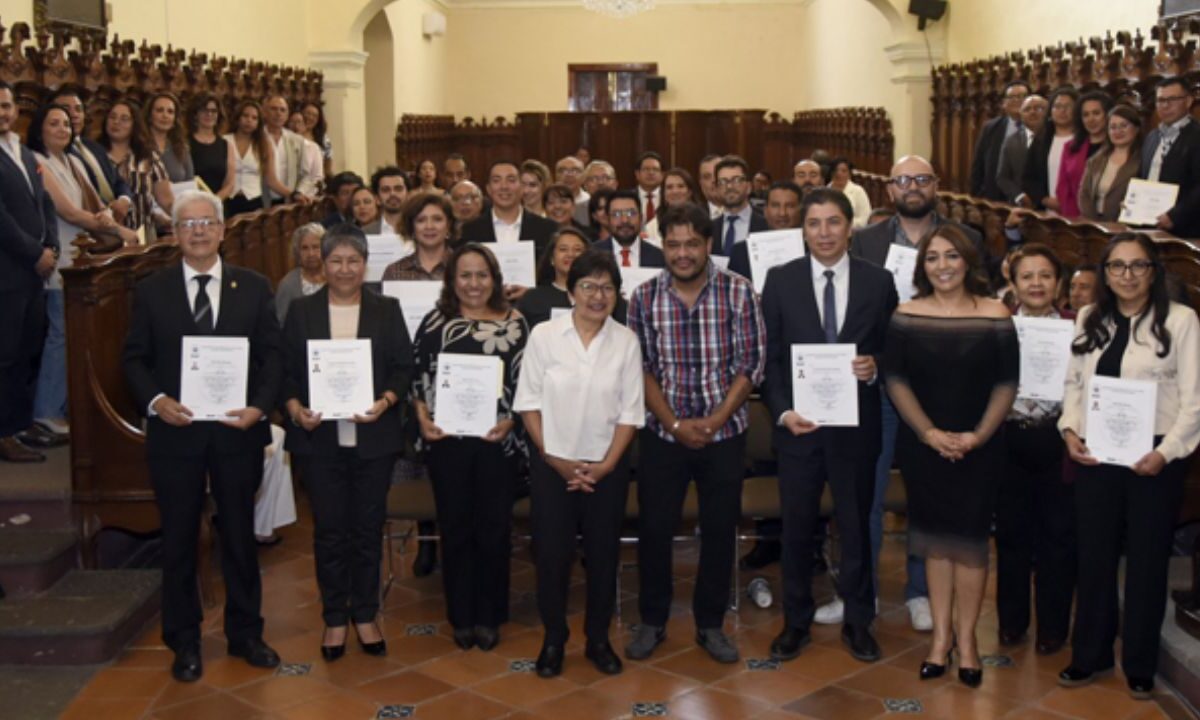 El diplomado de la BUAP culminó con la entrega de 28 reconocimientos por parte de la Rectora Lilia Cedillo Ramírez.
